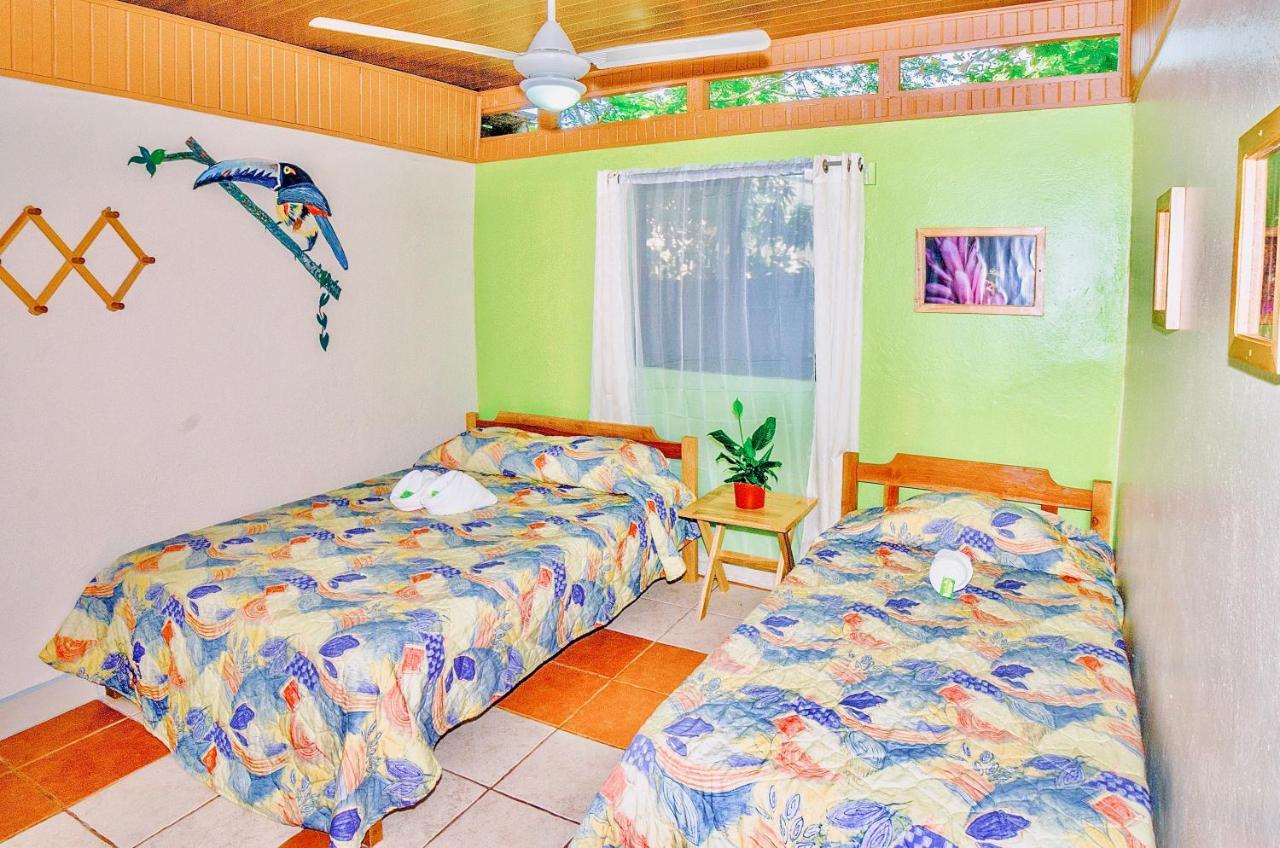 Blue Iguana Hotel Samara Exterior photo