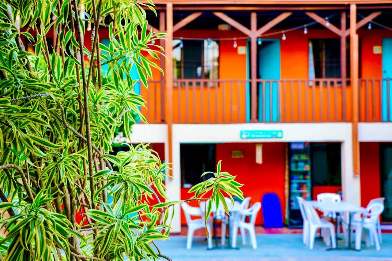 Blue Iguana Hotel Samara Exterior photo