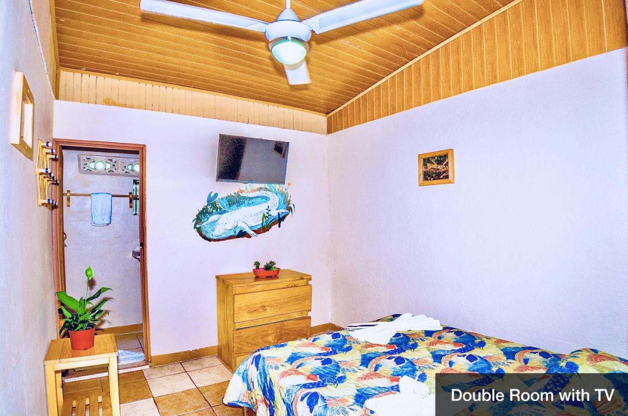 Blue Iguana Hotel Samara Exterior photo