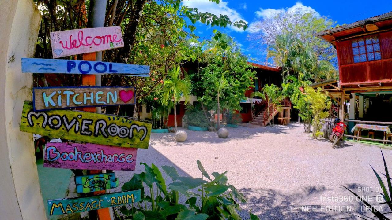 Blue Iguana Hotel Samara Exterior photo
